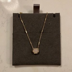 Kendra Scott Pendant